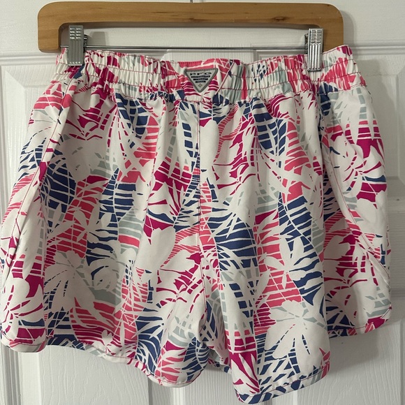 Columbus PFG Cool Coast II Shorts - Picture 2 of 5